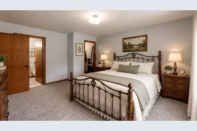 208-210 Eilbes Avenue, Beaver Dam, WI 53916 - Photo 33