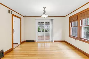 2005 Carey Ct, Madison, WI 53704 - Photo 9