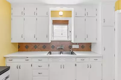 2005 Carey Court, Madison, WI 53704 - Photo 13