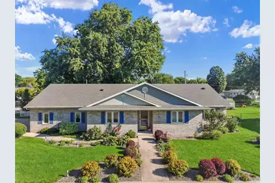 805 Hawthorne Avenue, Janesville, WI 53545 - Photo 1