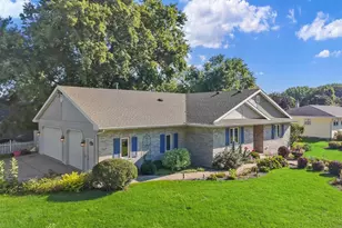 805 Hawthorne Ave, Janesville, WI 53545 - Photo 3