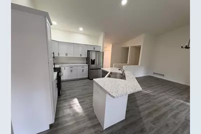 4910 Pine Needle Way, Wisconsin Rapids, WI 54494 - Photo 17