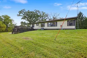 16490 Deery Rd, Mineral Point, WI 53565 - Photo 41