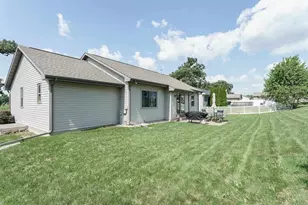 4562 Parkwood Dr, Milton, WI 53563 - Photo 37