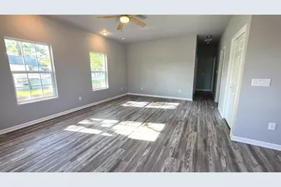 606 W Delavan Drive, Janesville, WI 53548 - Photo 5