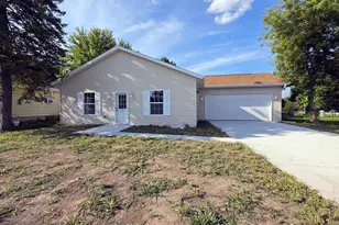 632 W Delavan Dr, Janesville, WI 53548 - Photo 27