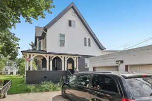 525 E Cook St, Portage, WI 53901 - Photo 23