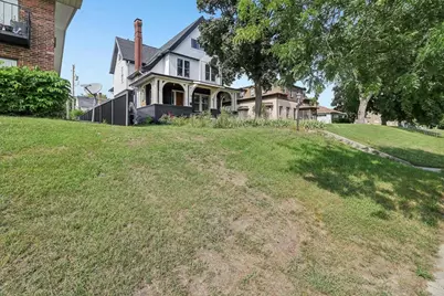 525 E Cook Street, Portage, WI 53901 - Photo 3