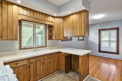 103 E Roosevelt Street, Freeport, IL 61032 - Photo 21