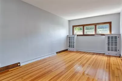 103 E Roosevelt Street, Freeport, IL 61032 - Photo 13