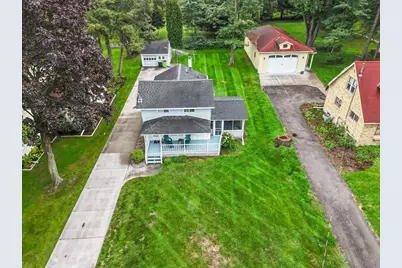 394 Lake Street, Green Lake, WI 54941 - Photo 3