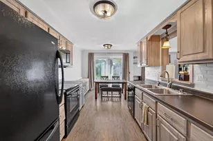 1623 McKenna Blvd, Madison, WI 53711 - Photo 7