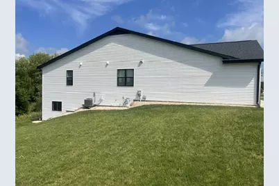 700 N Main Street #1, Fall River, WI 53932 - Photo 5