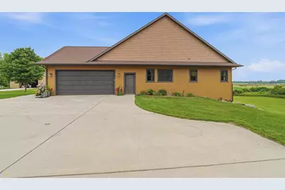 W6068 Neitzel Road, Waupun, WI 53963 - Photo 9