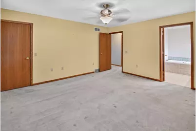 6 Fredericksburg Court, Madison, WI 53718 - Photo 19