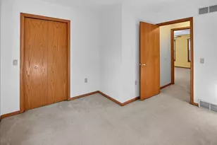 6 Fredericksburg Ct, Madison, WI 53718 - Photo 23