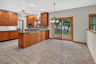 6 Fredericksburg Ct, Madison, WI 53718 - Photo 7