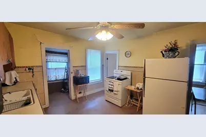 633 5th Avenue, Baraboo, WI 53913 - Photo 9