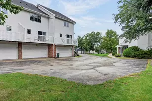 3025 Bradbury Rd, Madison, WI 53719 - Photo 43