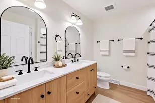 3025 Bradbury Rd, Madison, WI 53719 - Photo 9
