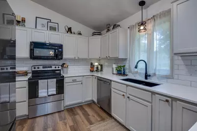 1015 N Willard Avenue, Janesville, WI 53545 - Photo 9