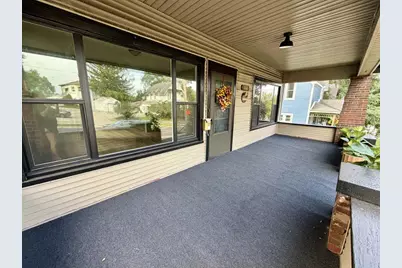 310 E Centerway, Janesville, WI 53545 - Photo 3