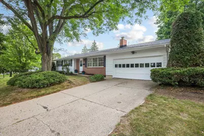 5918 South Hill Drive, Madison, WI 53705 - Photo 3