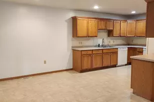 1148 Grandview Ave, Tomah, WI 54660 - Photo 7