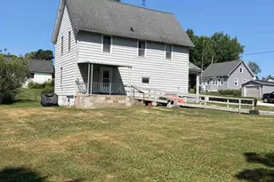 52 8th St, Mineral Point, WI 53565 - Photo 15