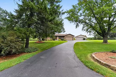 2140 N Polzin Road, Janesville, WI 53548 - Photo 3