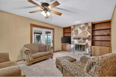 2140 N Polzin Road, Janesville, WI 53548 - Photo 13