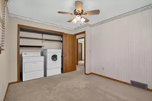 2140 N Polzin Rd, Janesville, WI 53548 - Photo 19