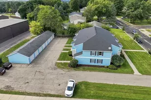 601 E Oak St, Cottage Grove, WI 53527 - Photo 3