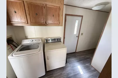 W210N11645 Pinecrest Lane, Germantown, WI 53022 - Photo 9