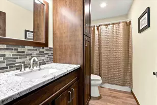 1720 Elizabeth St, Baraboo, WI 53913 - Photo 27