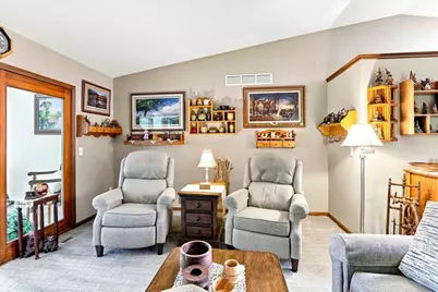 1720 Elizabeth Street #13, Baraboo, WI 53913 - Photo 5