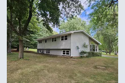 W7254 S Oak Ridge Court, Poynette, WI 53955 - Photo 7
