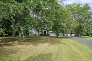 W7254 S Oak Ridge Ct, Poynette, WI 53955 - Photo 9