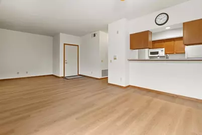 2814 Pleasant View Road #202, Middleton, WI 53562 - Photo 7