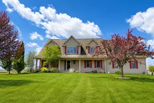 8632 N Stone Farm Rd, Edgerton, WI 53534 - Photo 1
