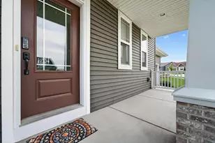 9720 Winter Basil Dr, Madison, WI 53593 - Photo 5