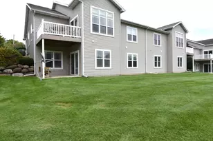 1816 Dondee Rd, Madison, WI 53716 - Photo 5