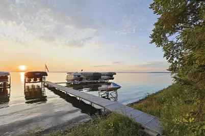 N771 Waubunsee Trail #2, Fort Atkinson, WI 53538 - Photo 3