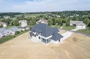 7184 Pfeil Bend, Sun Prairie, WI 53590 - Photo 59