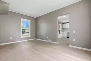 1151 Jenifer St, Madison, WI 53703 - Photo 15
