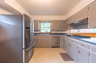 313 13th St, Baraboo, WI 53913 - Photo 17