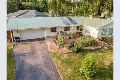 313 13th Street, Baraboo, WI 53913 - Photo 1