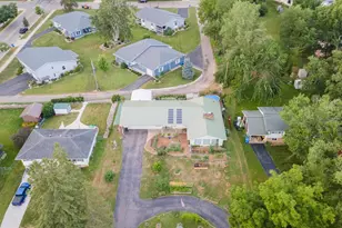 313 13th St, Baraboo, WI 53913 - Photo 3