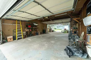 313 13th St, Baraboo, WI 53913 - Photo 39