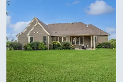 N18W24703 Still River Drive, Pewaukee, WI 54072 - Photo 33